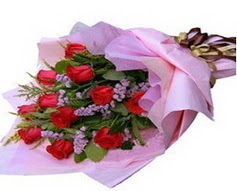 11 adet kirmizi güllerden görsel buket  Kırklareli uluslararası çiçek gönderme 