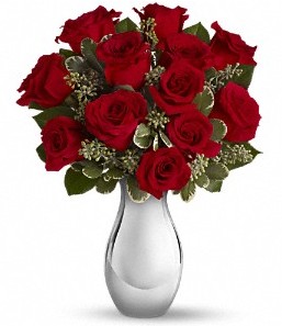  Kırklareli çiçek gönderme sitemiz güvenlidir   vazo içerisinde 11 adet kırmızı gül tanzimi