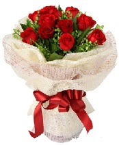 12 adet kırmızı gül buketi  Kırklareli ucuz çiçek gönder 