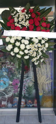 Cenaze çiçeği cenaze çiçek modelleri  Kırklareli yurtiçi ve yurtdışı çiçek siparişi 